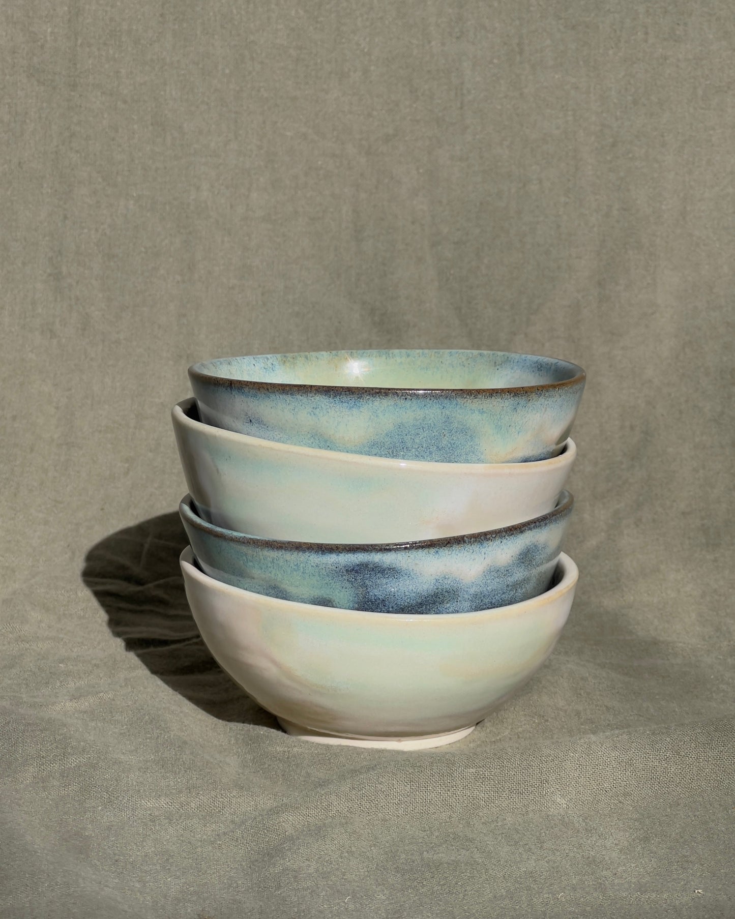 Trinket bowls in 'Wine' and 'Olives'