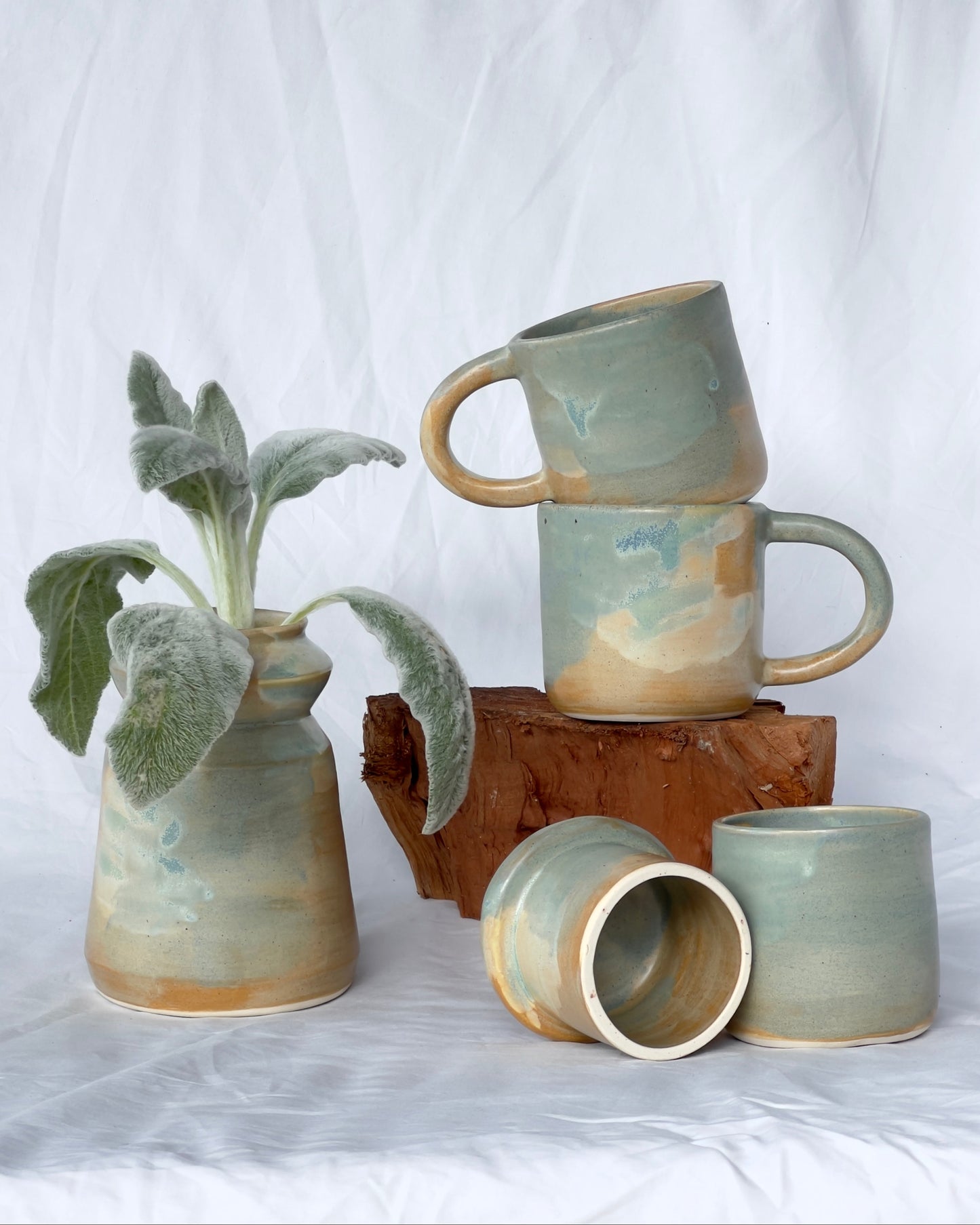 Mug and Butter-Bell in 'Beachy'