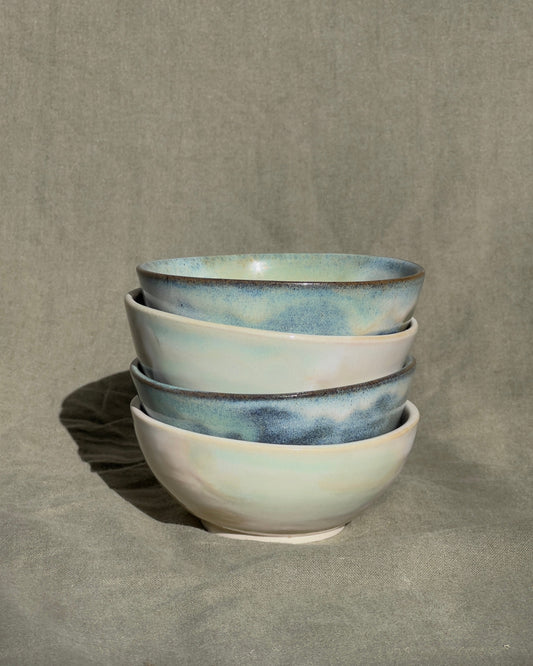 Trinket bowls in 'Wine' and 'Olives'